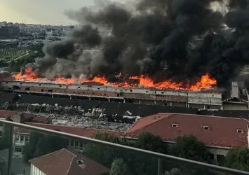 İstanbul'da korkutan yangın