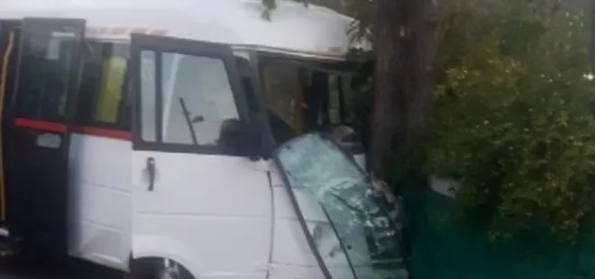 Antalya’da okul servisi kazası: Sürücü ve öğrenciler yaralandı