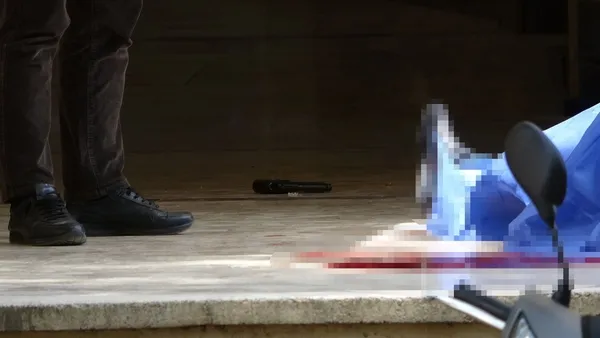 gaziantepte-miras-vahseti-kuzenini-olduren-doktor-cezaevinde-intihar-etti-1668854685714.jpg Gaziantep’te miras vahşeti! Kuzenini öldüren doktor cezaevinde intihar etti - 4