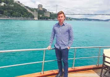 Futbolcular neredeyse Gülen'in ayağına kapanıyordu!
