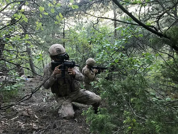 Türk Silahlı Kuvvetleri yeni komando birlikleriyle gövde gösterisi yaptı - 1