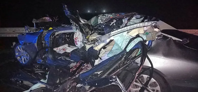 Hepsi Grubu'nun eski solisti Gülçin Ergül trafik kazası geçirdi! Sevgilisi olay yerinde hayatını kaybetti