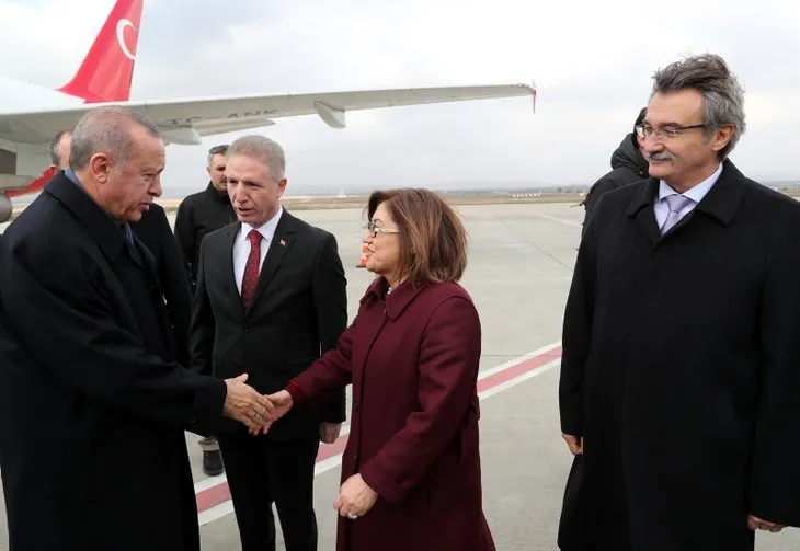 Başkan Erdoğan Gaziantep’te büyük coşkuyla karşılandı