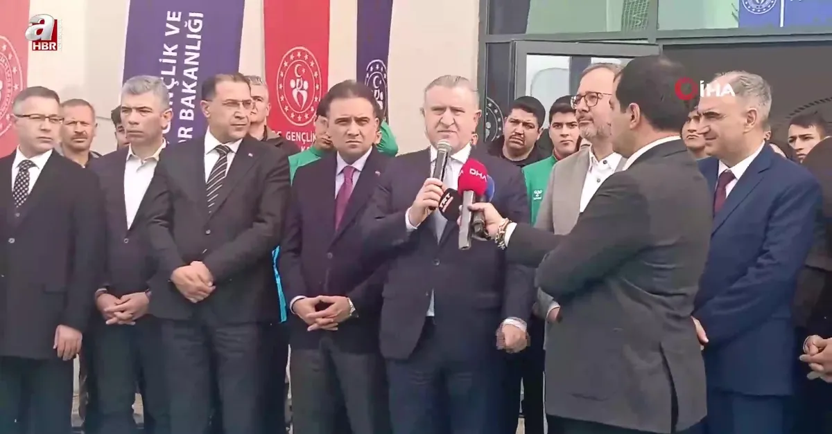 Bakan Bak, Soma’da stat açılışı yaptı