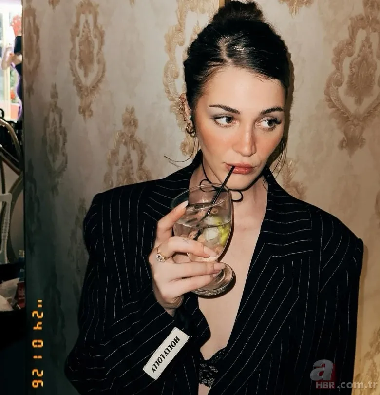 Ateş Kuşları'nın Zıpkın'ı Erdem Şanlı'nın sevgilisini görenler şaşırdı! Meğer herkes tanıyormuş! Sevilen dizinin başrolünde... 21