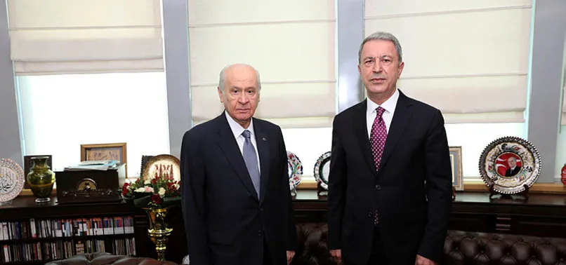 Bakan Akar'dan Bahçeli'ye ziyaret