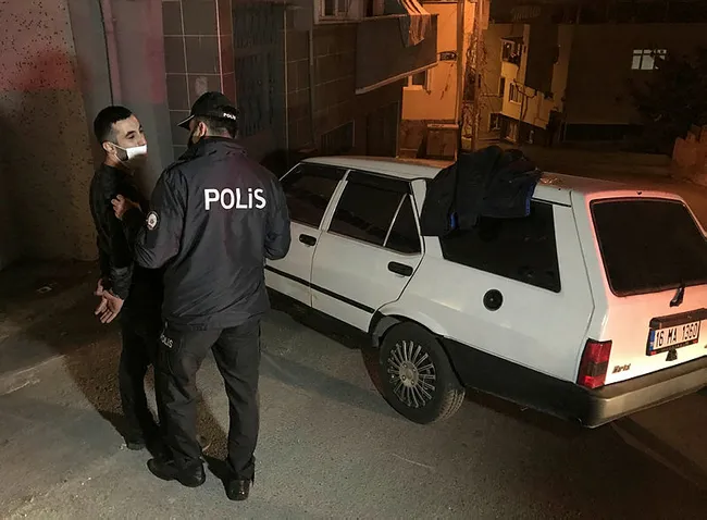 Bursa'da polisten kaçan ve yakalanan sürücü böyle ağladı: Sen korku nedir bilir misin? - 4