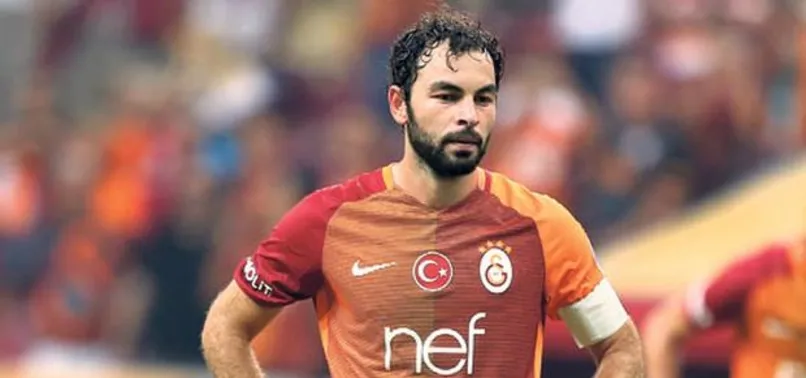 Taraftar Selçuk İnan'a sırtını döndü
