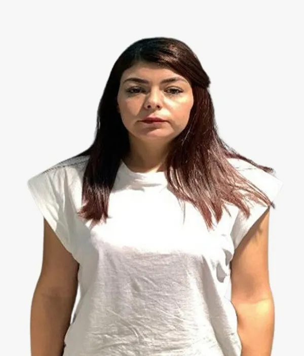 İstanbul’da terör operasyonu: Kılık değiştiren kadın terörist havalimanında yakalandı - 1