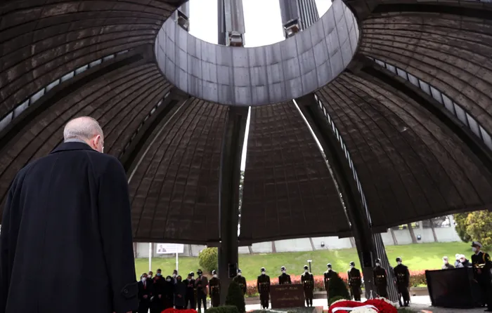 Son dakika: Başkan Erdoğan anıt mezara! Turgut Özal'ın vefatının 28. yılı - 6