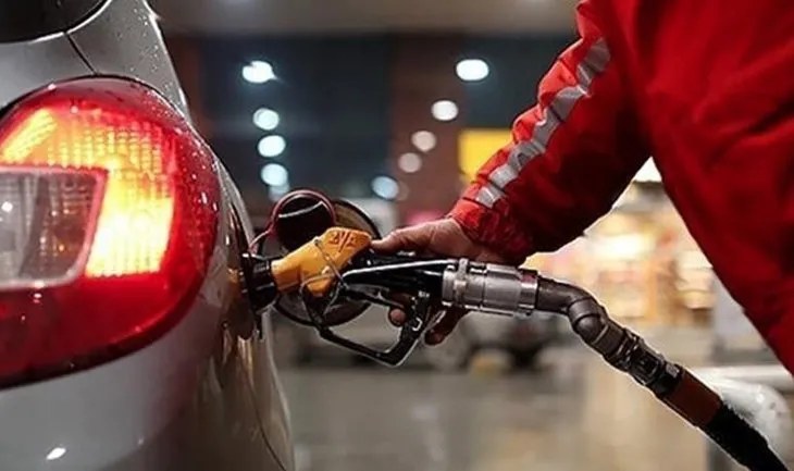 AKARYAKITA PEŞ PEŞE İNDİRİM! Son dakika motorin-benzin fiyatı ne kadar, kaç TL? 1 Mayıs 2023 yeni akaryakıt fiyatları güncel liste