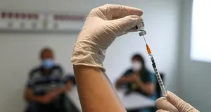 Aşı olana ödül olmayana ceza!