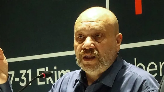 WhatsApp'tan gelen o linke tıkladı, hayatının şokunu yaşadı: Ahmet Mümtaz Taylan'ın arkadaşını 80 bin TL dolandıran isme hapis cezası - 1