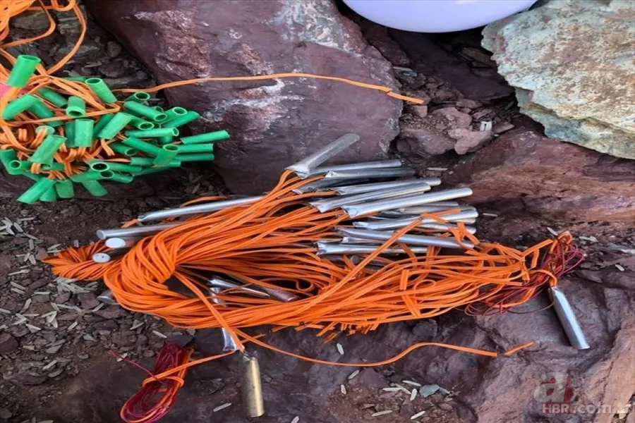 Pençe Harekâtı'nda çok sayıda yaşam malzemesi ve mühimmat ele geçirildi 19