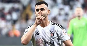 Rachid Ghezzal Beşiktaş’a veda etti