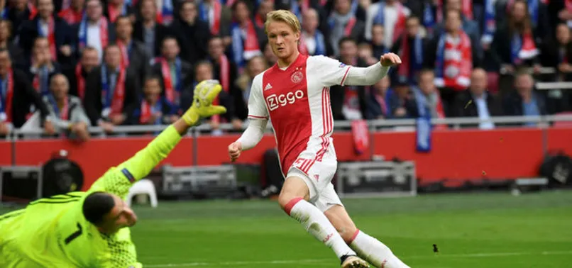 Dolberg, Ajax'ı tek başına taşıdı