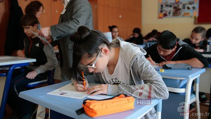 İOKBS bursluluk sınavı 5, 6, 7, 8, 9, 10, 11. sınıf taban puanları! 2021 MEB Bursluluk sınavı kaç puanla kazanılır? 1