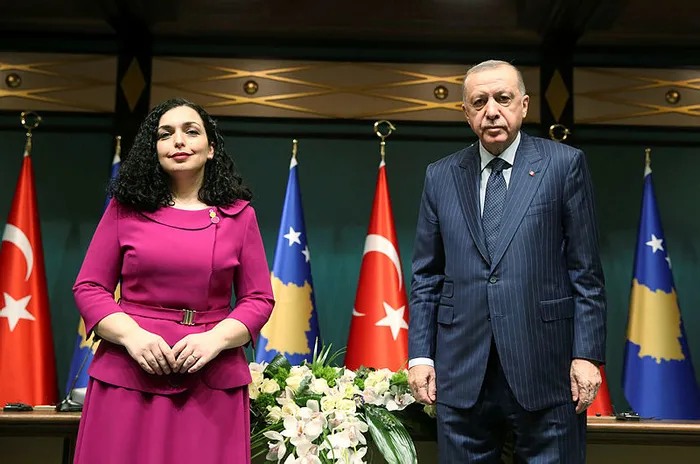 Başkan Erdoğan ve Kosova Cumhurbaşkanı Vjosa Osmani’den önemli açıklamalar! Flaş Rusya ve Ukrayna mesajı