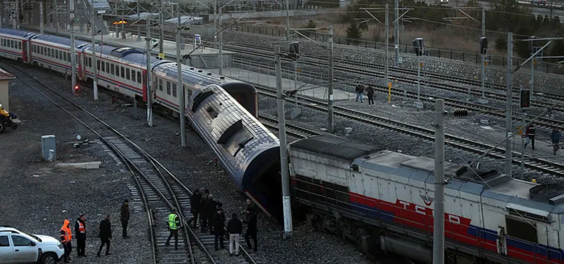 Son dakika: Ankara'da bir tren raydan çıktı!