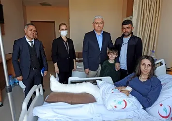 2 çocuk annesi enkaz altında yaşadığı zor anları anlattı: "Ben deprem sırasında bomba patladı zannettim"