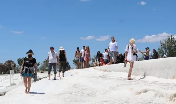 Türkiye'ye 4 ayda 9 milyona yakın turist geldi! Akın devam ediyor | İşte en çok turist gelen ülkeler - 6