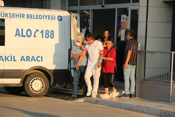antalyada-17-yasindaki-genc-109-metre-yukseklikten-atlayarak-intihar-etti-1631437932653.jpg Antalya’da 17 yaşındaki genç 109 metre yükseklikten atlayarak intihar etti - 5