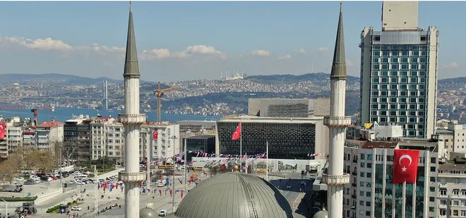 Taksim Camii ile Çamlıca Camii'nden muhteşem görüntü