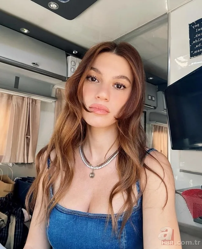 Arka Sokaklar'ın Zeliş'i Yüsra Geyik bakın aslen nereliymiş! Memleketini duyunca şaşıracaksınız... 7