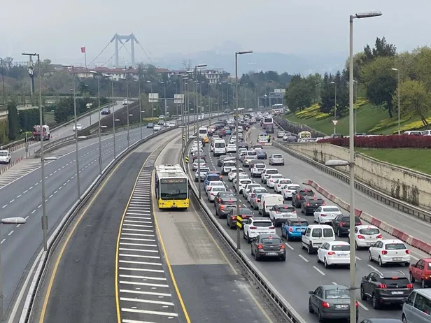 1-kopru-kapali-mi-neden-15-temmuz-sehitler-koprusu-saat-kacta-trafige-acilacak-28-nisan-pazar-bugun-kapali-yol-1714286551055.jpg 1. köprü kapalı mı, neden? 15 Temmuz Şehitler Köprüsü saat kaçta trafiğe açılacak? 28 Nisan Pazar bugün kapalı yollara alternatif neler? - 2