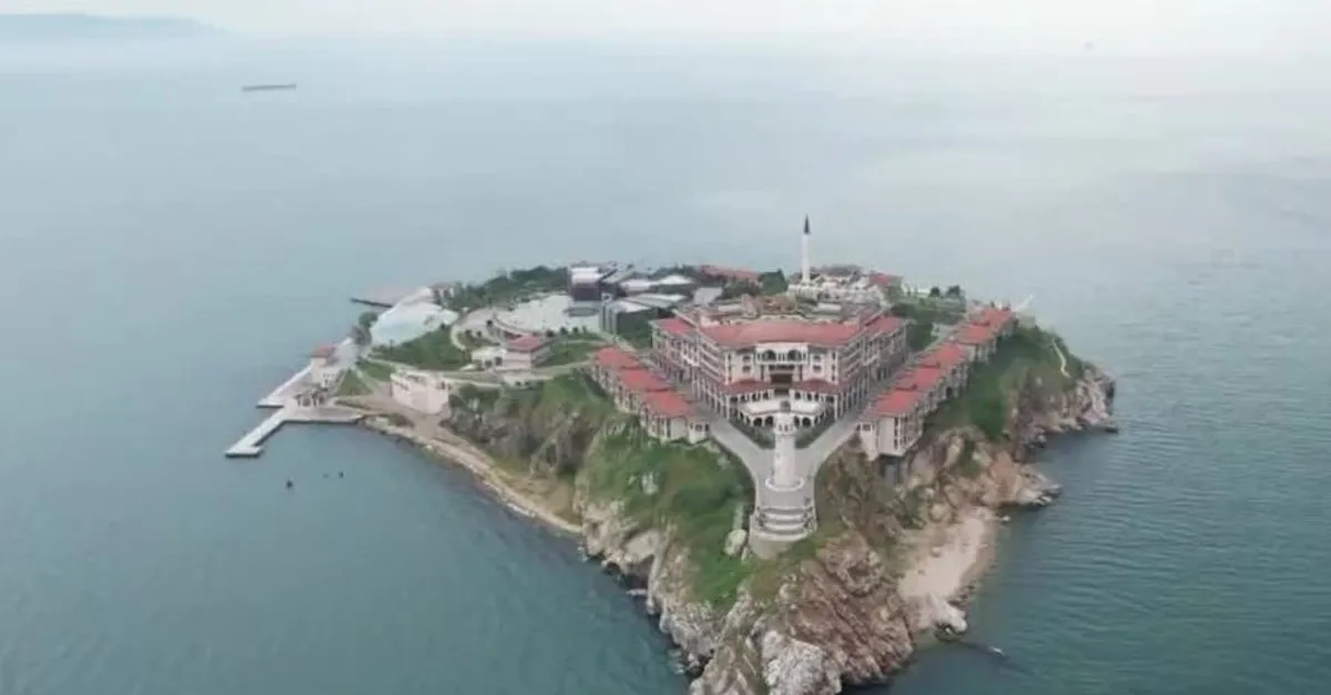 'Yassıada'dan Demokrasi ve Özgürlük Adası'na