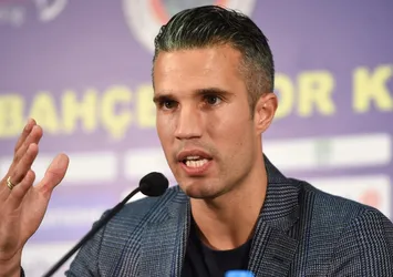 Aziz Yıldırım'dan Robin van Persie'ye ret!