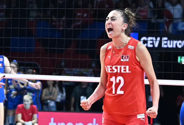 Türkiye-Sırbistan MAÇI sonucu | Filenin Sultanları’nın maçı kaç kaç bitti?