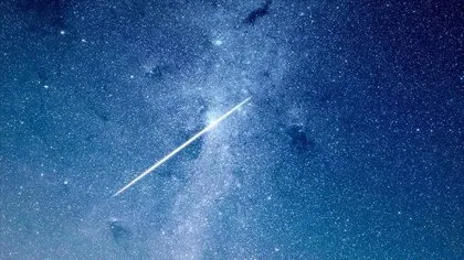 Dün gece meteor mu düştü? Türkiye’de birçok ilde meteor görüldüğü iddia edildi! Meteor nereye düştü?