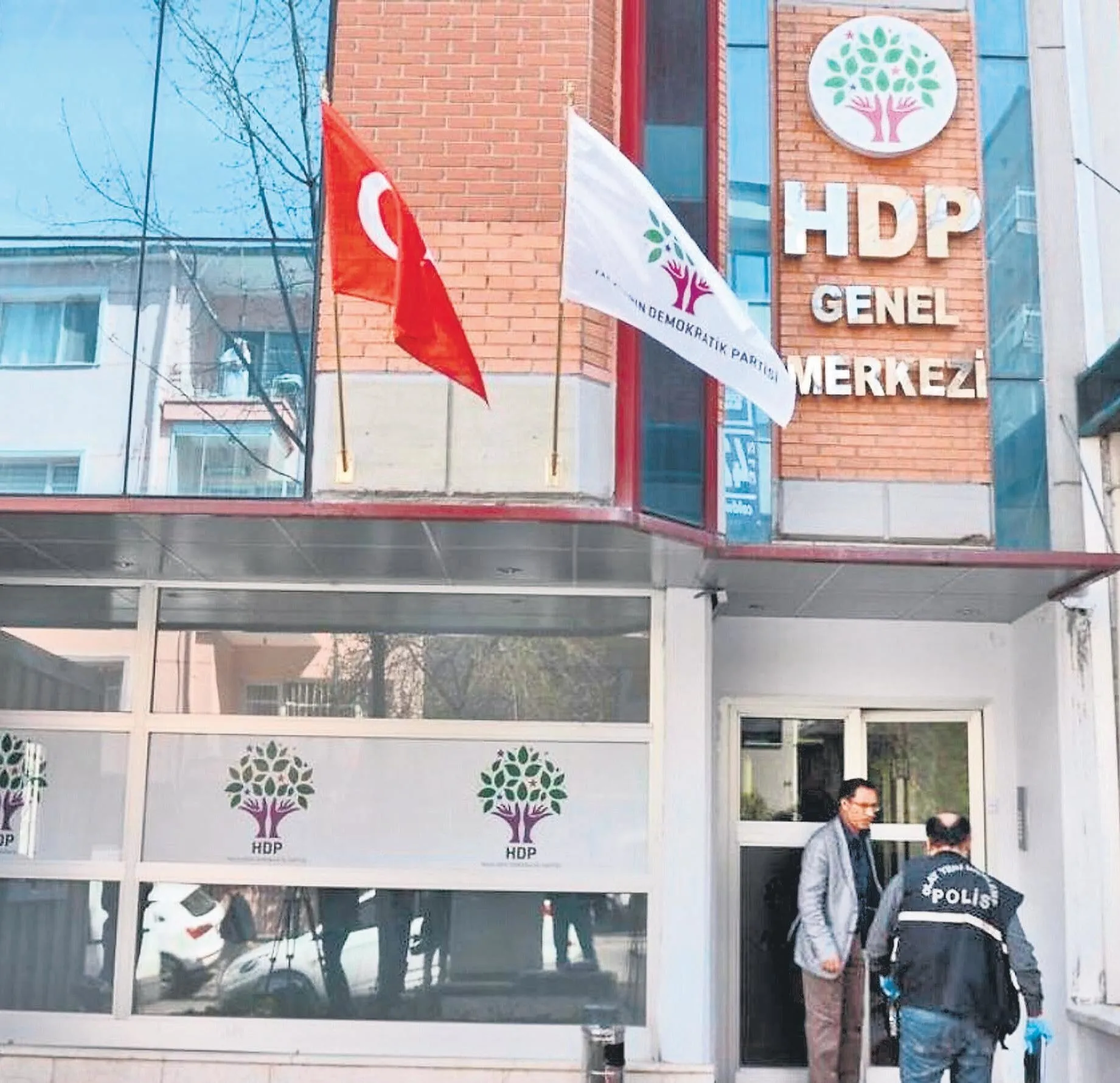 Gizli tanık kimliğini deşifre edip itiraf etti: HDP'nin iç tüzüğü Kandil'de yazıldı
