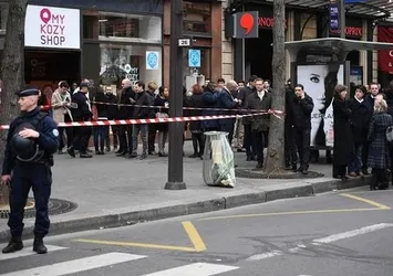 Fransa'da bomba paniği! Paris alarmda!