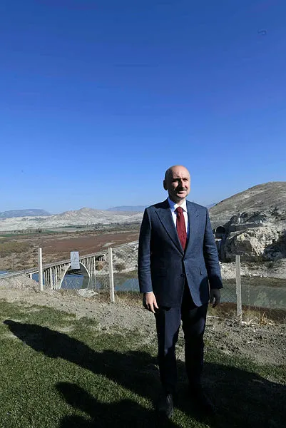 Bakan Karaismailoğlu: Mart ayı ile Ekim ayı arasında 5,7 milyar dolarlık yatırım yaptık