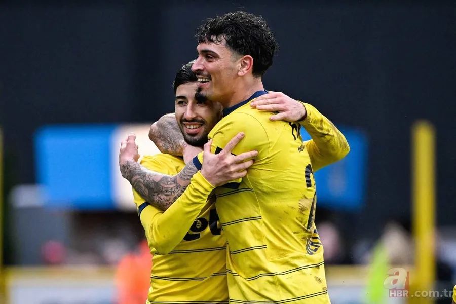 Fenerbahçe'de taraftarı heyecanlandıran transfer! O yıldız sarı lacivertle buluşuyor 11