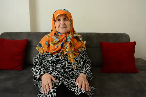 85 yaşındaki Zekiye nine Başkan Erdoğan'la görüntülü konuştu: O başımızda olmazsa biz yatakta rahat yatamayız - 4