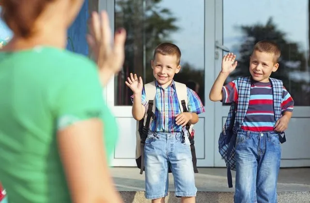 MEB ile tüm sınıflar ne zaman açılacak? 6, 7, 10, ve 11. Sınıflar için okullar ne zaman, ayın kaçında açılacak? Okullar için son dakika...