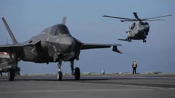 Yolcu uçağına savaş jeti eşliğinde acil iniş yaptırıldı! BM ve NATO'dan flaş tepki - 3
