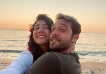 Furkan Andıç sevgilisi Aybüke Pusat'ı anlattı!
