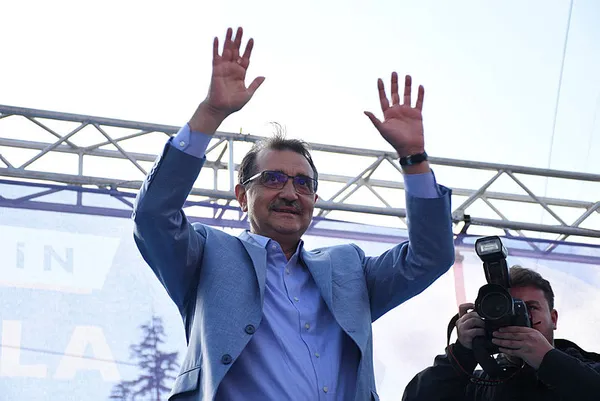 Başkan Erdoğan’dan enerji yatırımları paylaşımı! Bakan Dönmez de rakam verdi! Türkiye’nin yüzde 12’lik ihtiyacını karşılayacak