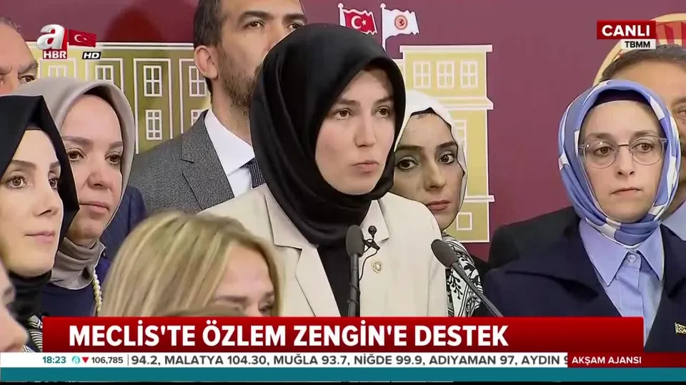 Meclis’te Özlem Zengin’e destek