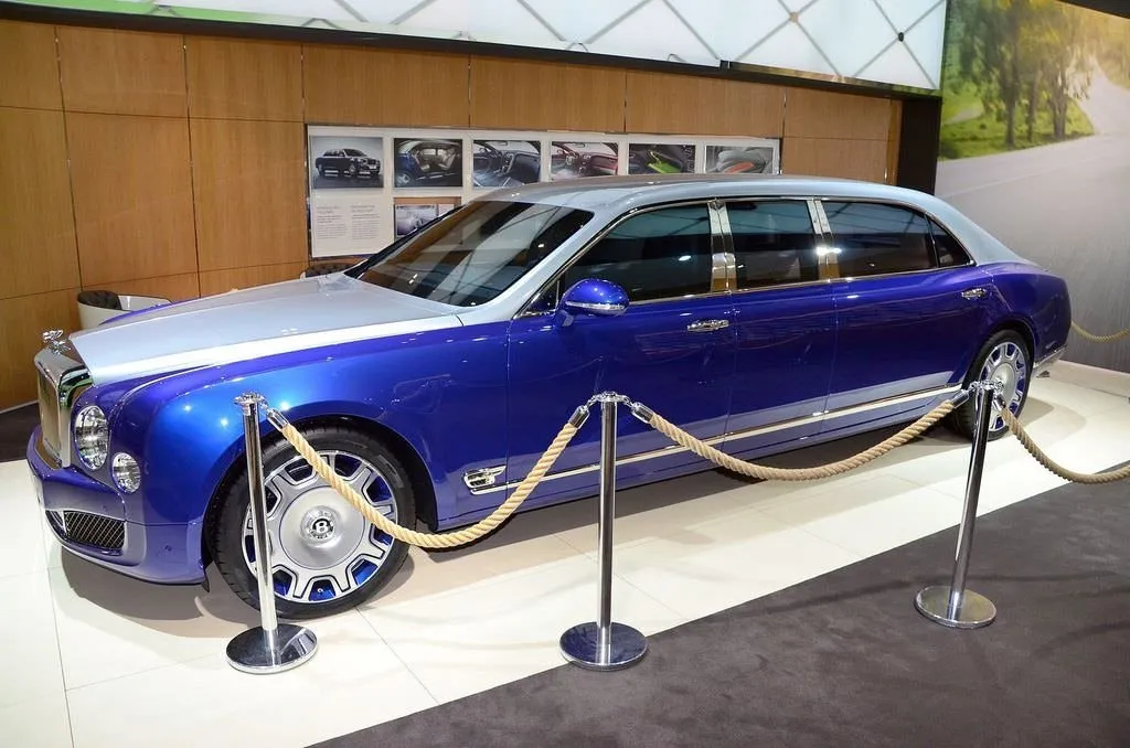 Bentley Mulsanne Р»РёРјСѓР·РёРЅ