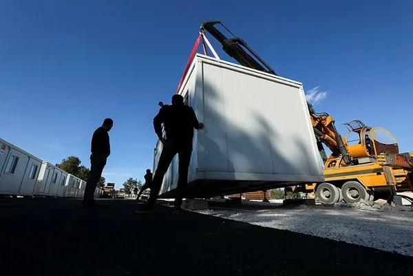Deprem yardımları tepki çeken dev şirketlere önemli çağrı: 250 bin depremzede konutları için katkıda bulunun