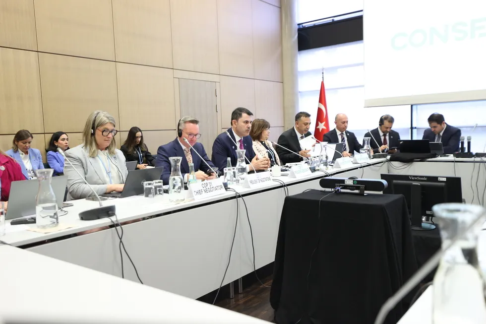 100’den fazla ülkeyle kritik zirve! Bakan Murat Kurum Almanya’da dünyaya liderlik etti - 1