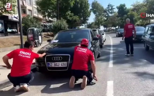 İtfaiyeden kedi kurtarma operasyonu