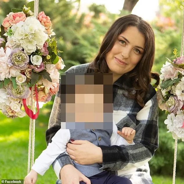 İngiliz adam Ukrayna’da mahsur kalan eşi ile çocuğu için savaşa girdi: Putin’in tehdit edişini izleyemem