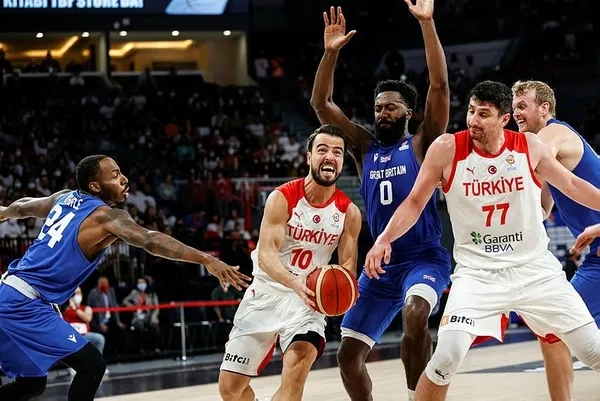 12-dev-adam-buyuk-britanyayi-84-67-maglup-etti-1638124672309.jpg 12 Dev Adam Büyük Britanya'yı 84-67 mağlup etti - 1