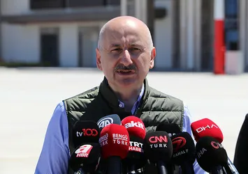 Bakan Karaismailoğlu'ndan muhalefete sert sözler: 'Çamur at izi kalsın' bildikleri tek siyaset